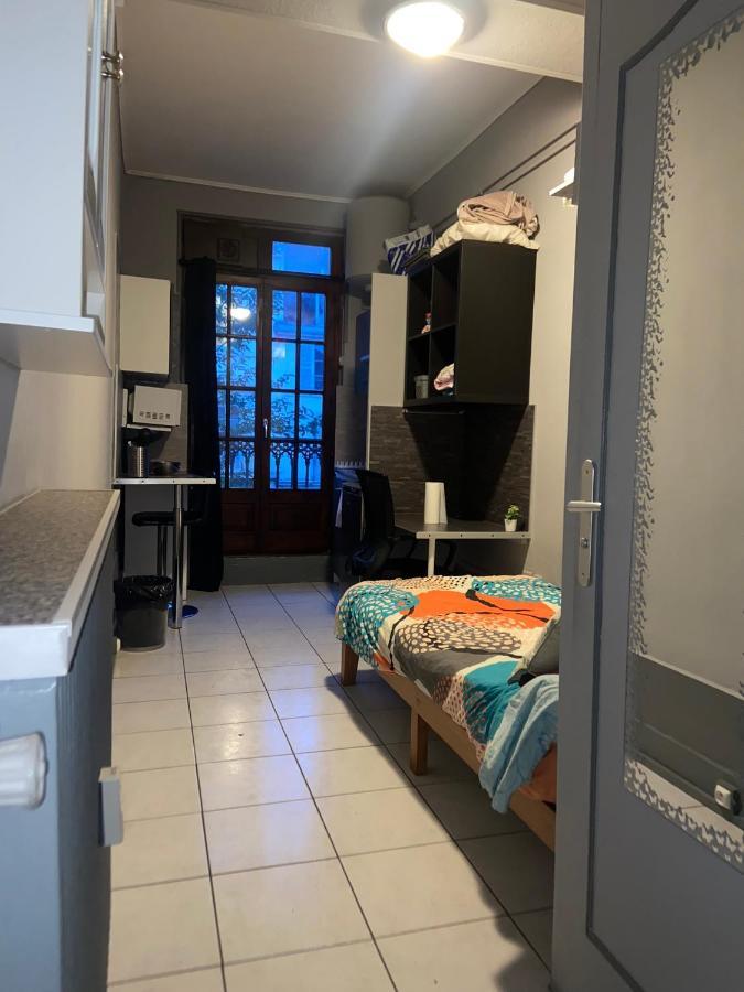 Emplacement Ideal : Studio Au Coeur De Dijon Disponible En Location Apartment Bagian luar foto
